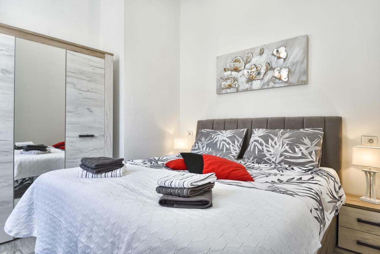 Apartment 20M From Arena Πούλα Εξωτερικό φωτογραφία